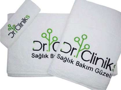 Firma Logolu Estetik Klinik Havlu Set Özel Tasarım Orta Kalite 3'lü Havlu Set Beyaz DrClinix
